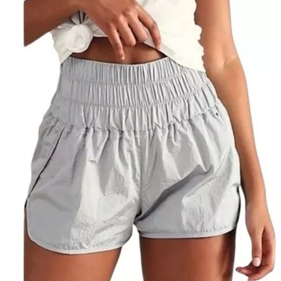 FP Movement Women's Gray Elastic Waist Shorts with butt sculpting back Size L/ml - Picture 1 of 4